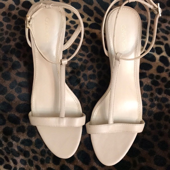 Calvin Klein Sandals Size 10 - Picture 1 of 4